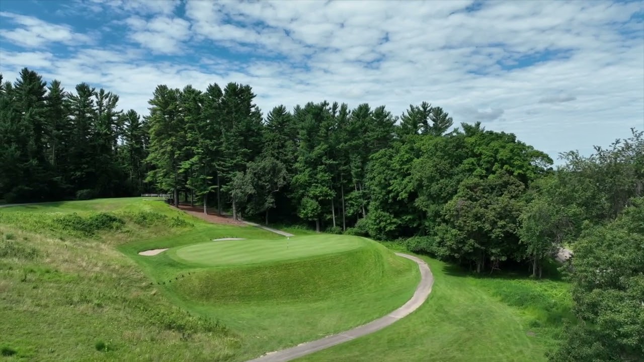 lawsonia-links-hole-7-flyover-the-box-car-hole